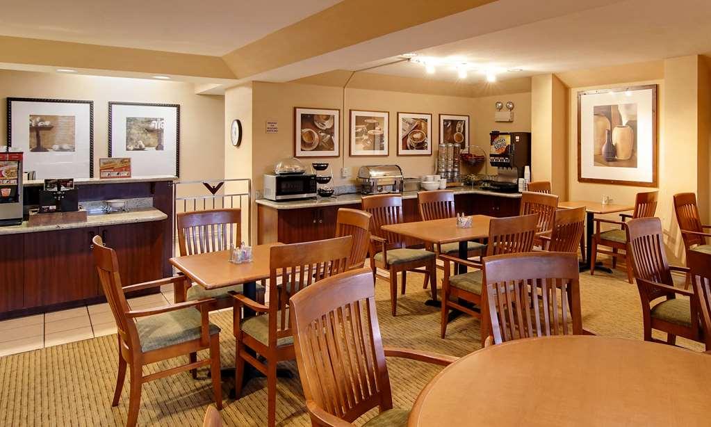 Phoenix Inn Suites Salem Restaurant bilde